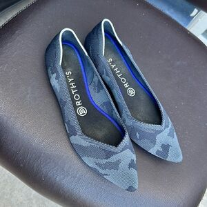 Rothy’s Flat 1 hour sale! 🎉🎉🎉